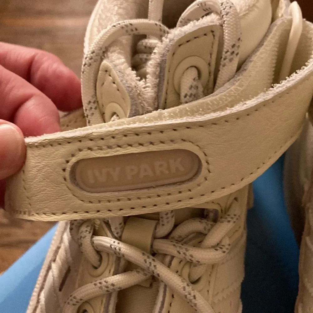 Adidas x Ivy Park Forum Mid Unisex
